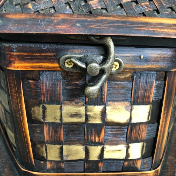 Vintage Hawaiian Handmade Rattan~Bamboo Box - Picture 10 of 11